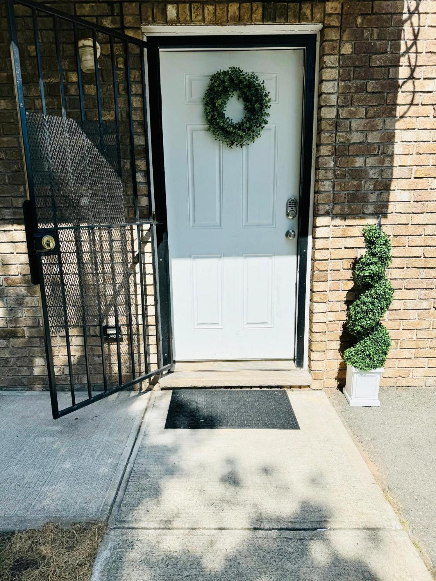 Cozy Evergreen Apartment By Newark Airport المظهر الخارجي الصورة