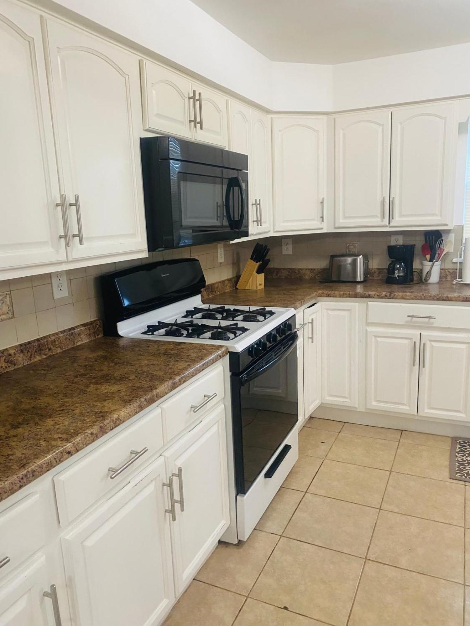Cozy Evergreen Apartment By Newark Airport المظهر الخارجي الصورة